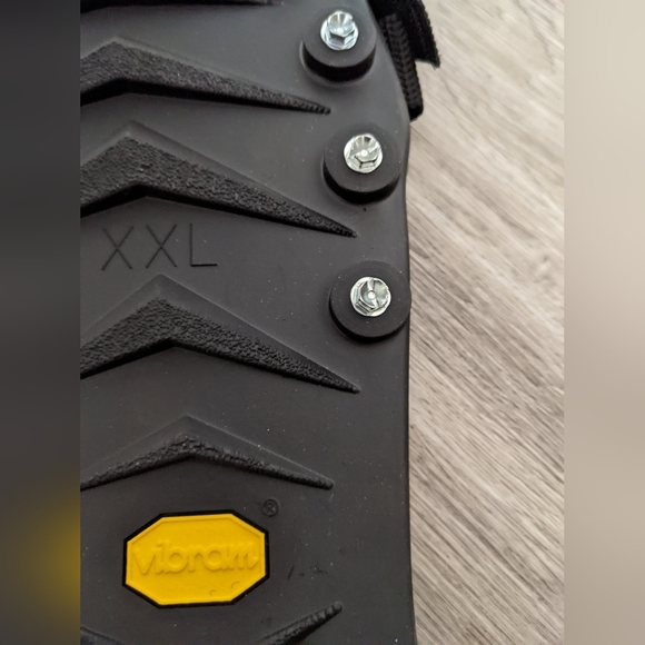 New Men's Icer's - Picture 3 of 6